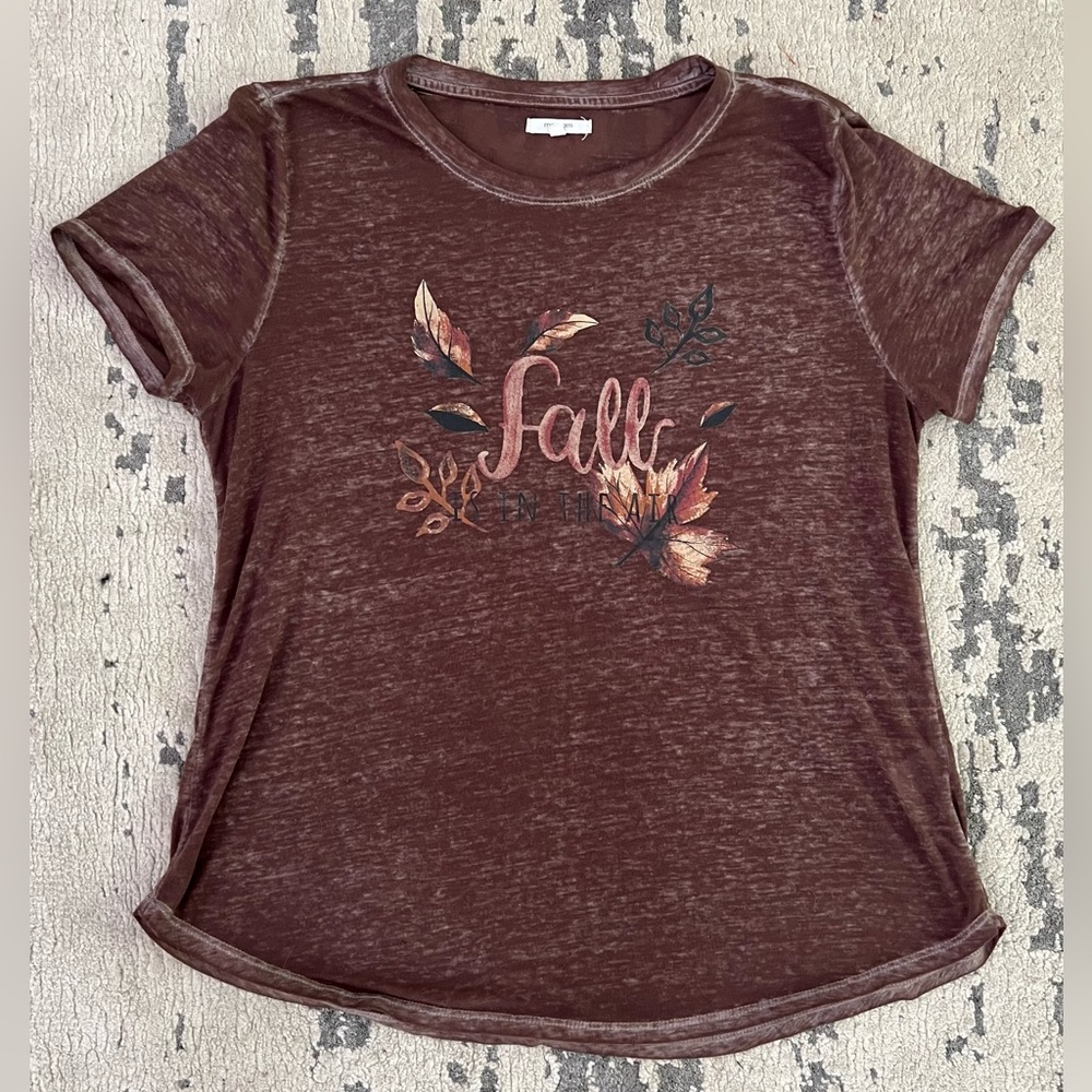Maurice’s Fall Graphic Tee
